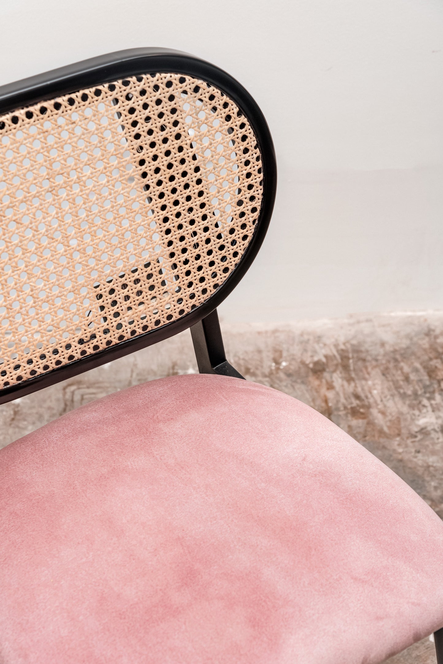 Stroop Chair