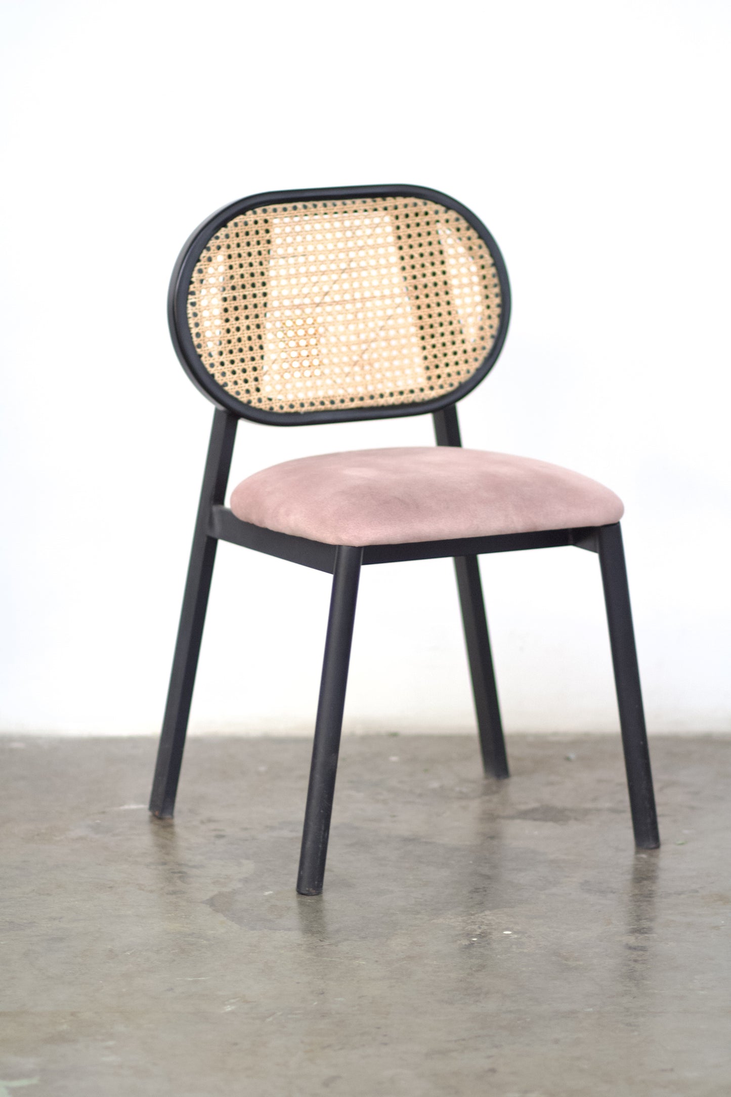 Stroop Chair
